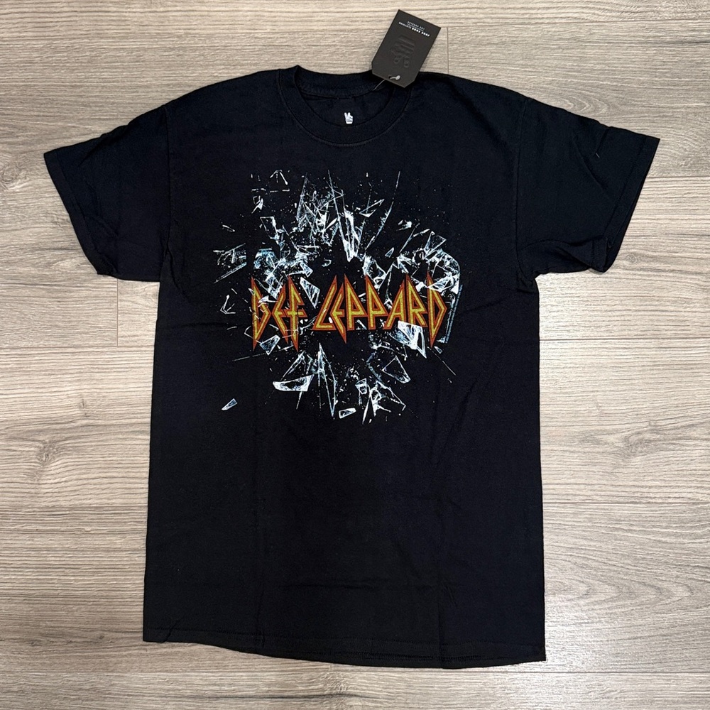Junk Food Clothing Los Angeles Def Leppard Shattered Glass Band Tee Men’s Small